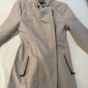 Kenneth Cole Light Tan Trench Coat
